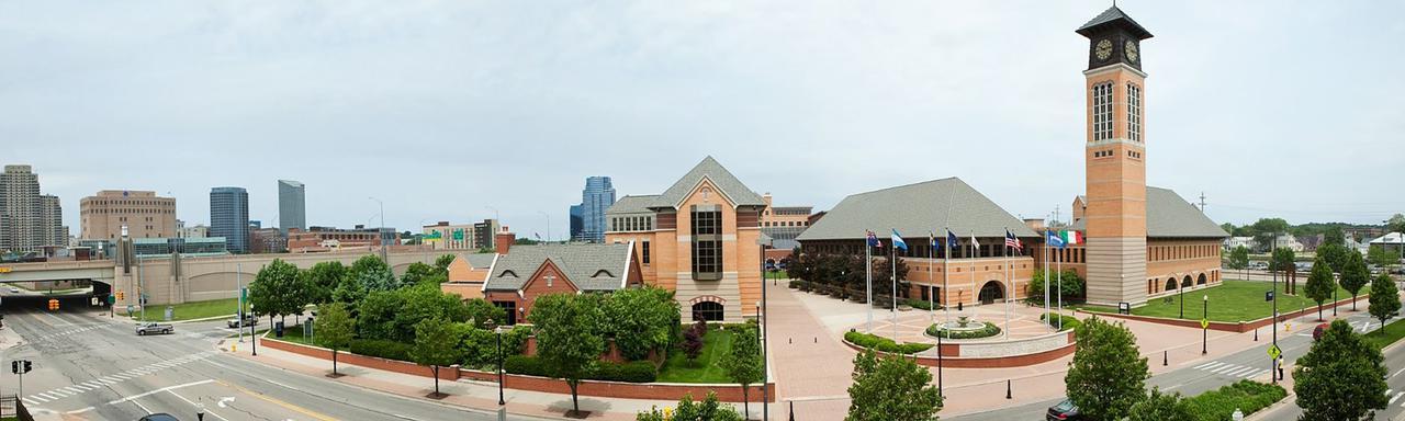 panoramic view of Pew Grand Rapids Campus